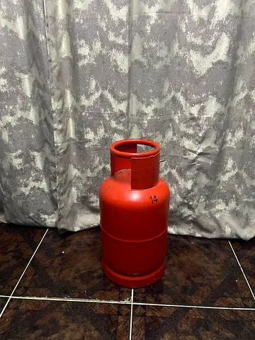 Used Red LPG Gas Cylinder (14kg) - Good Working Condition