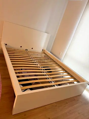 IKEA Queen Bed With Mattress160x200
