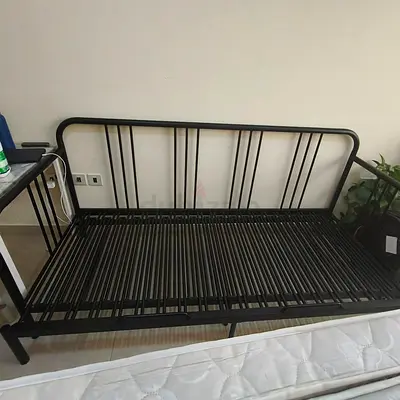 Black metal day bed frame (single/guest bed) - sturdy, used