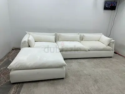 Like new condition marina home lshape sofa