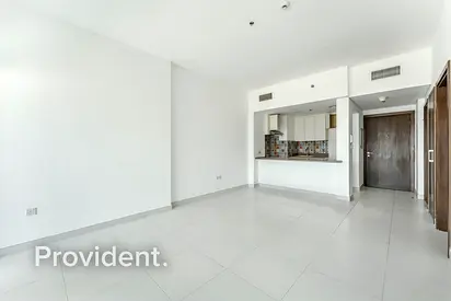 Modern 1BR | Bright Layout | Balcony