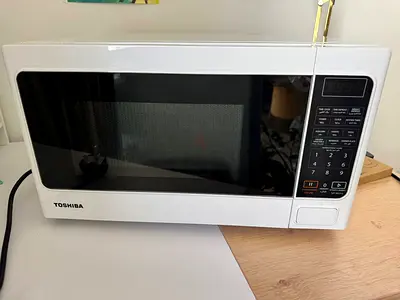 TOSHIBA Microwave Oven