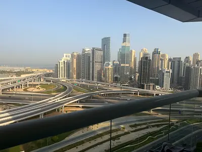 Room in jlt Cluster A ( Quite & Clean)