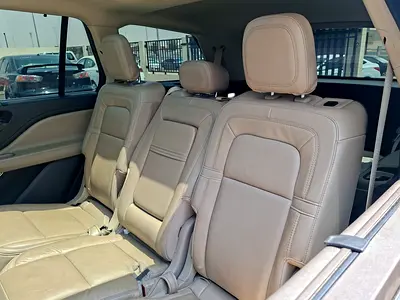 صورة 12 لـ 2021 Lincoln AVIATOR