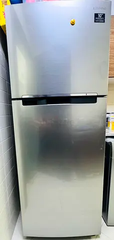 Samsung Stainless Top-Freezer Refrigerator - 2-Door