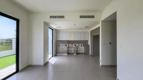 Next to Pool and Gate | Exclusive Location | Large Layout | Corner Unit