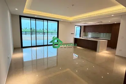 Luxurious 5BR Villa | Huge Terrace | Modern Design