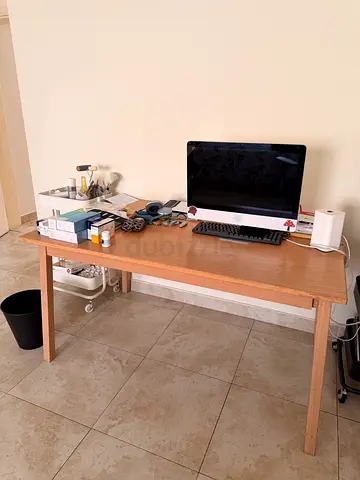 Table extendable in wood