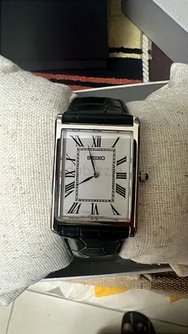 Seiko Classic Tank Slim