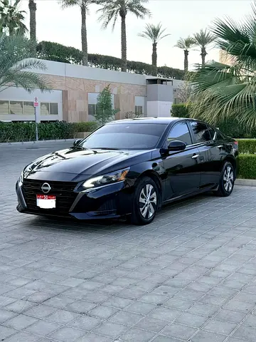 2023 Nissan Altima SL | American Specs | Loaded with Features