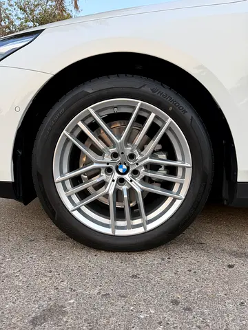 2027 BMW 5-SERIES — миниатюра 5