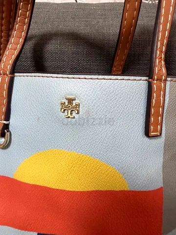Tory Burch colorblock leather tote bag - light blue with tan straps