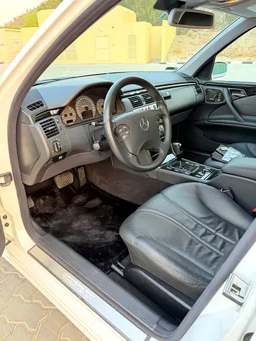 2002 Mercedes-BENZ E-CLASS — миниатюра 6