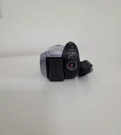 SONY DCR-SR85 1MP 60GB HARD DRIVE HANDYCAM PAL CAMCORDER WITH 25X OPTICAL ZOOM