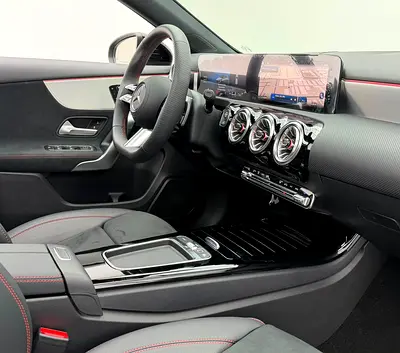 2025 Mercedes-BENZ A-CLASS — миниатюра 12
