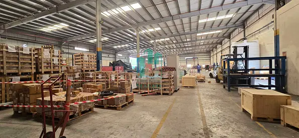 Premium 7000 sqft warehouse in dubai investment park 2
