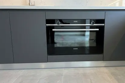 Siemens 90cm Built-In Electric Compact Oven