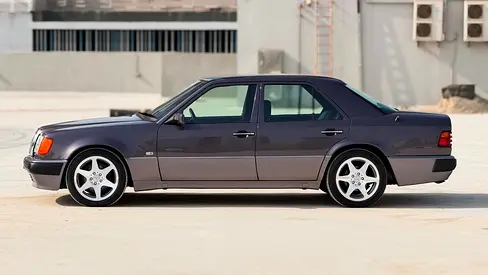 1993 Mercedes-BENZ E-CLASS — фото 4