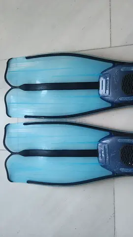 Snorkeling set (fins, mask, snorkel) in perfect condition