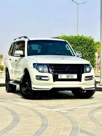 Mitsubishi Pajero 2020 GLS Top 3.8L Full option GCC specs