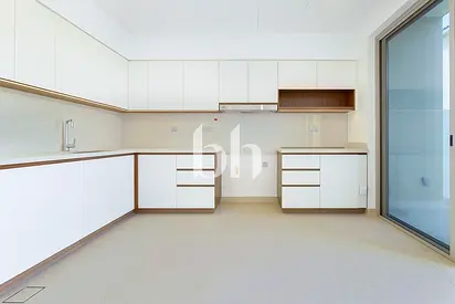 Vacant | Close to Pool | Excellent Condition