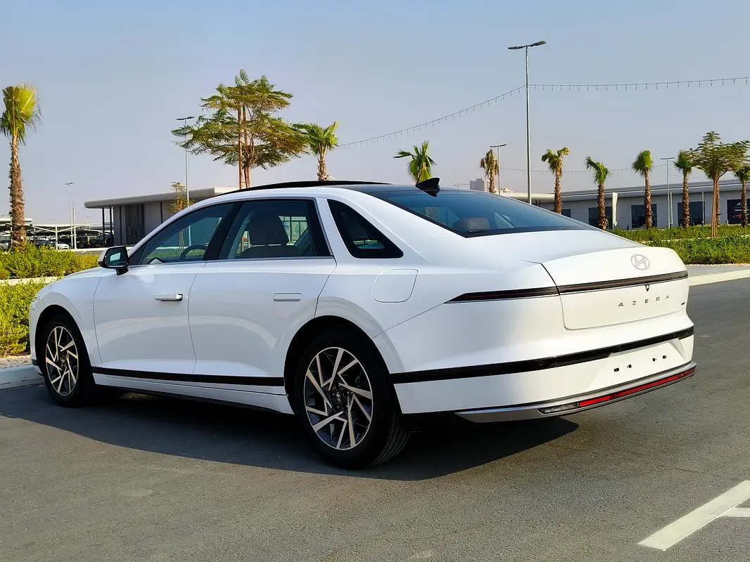 هيونداي أزيرا 2024
