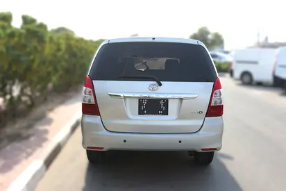 2013 Toyota INNOVA — фото 4