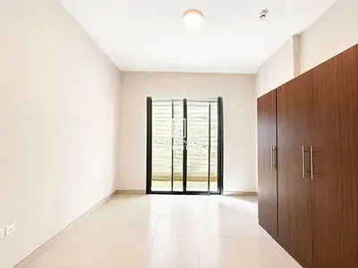 MODERN LIVING | SPACIOUS | PRIME LOCATION