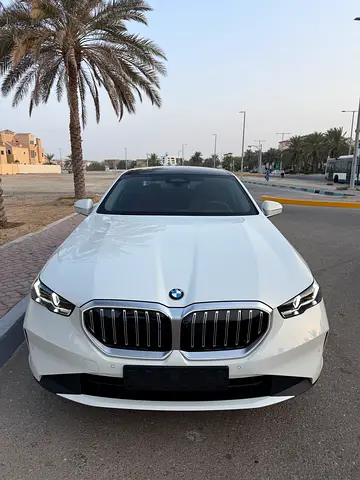 BMW 520i 2027-5 Years Service & Warranty