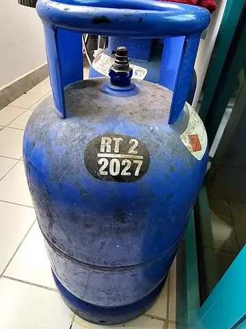 Used Blue LPG Gas Cylinder (Industrial/Household) - Good Condition