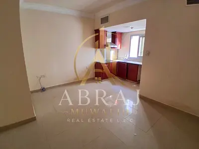 Lavish studio full family building near to Jim's school 19k