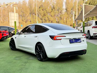 صورة 4 لـ 2025 Tesla MODEL 3