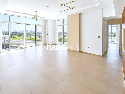 Corner Unit | Stunning Lakes Views | Low Floor