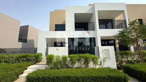 Corner Unit | Spacious 4Bdr | Brand new