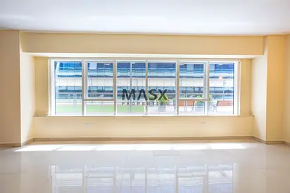 Move In Ready | Spacious 3 Bedroom | Walking distance to Mall of Emirates