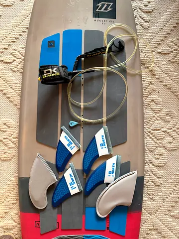 Naish Nugget CSC 5'3" Windsurf/Kiteboard with Fins and Leash - Good Condition