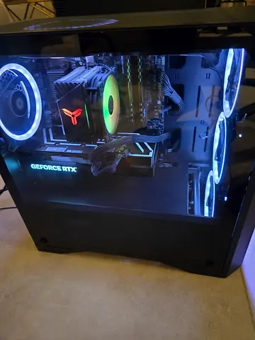 Gaming PC RTX4060/DDR4 16GB