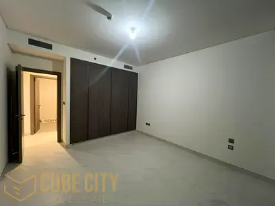 شقة فاخرة 3BR | إطلالة على المدينة | جاهزة للسكن