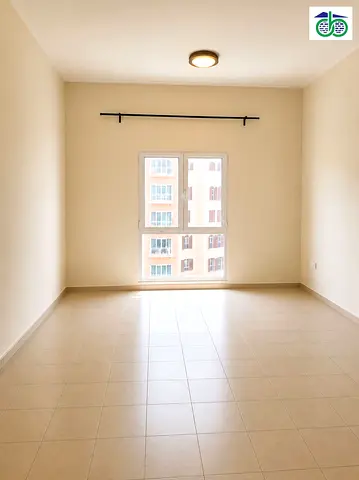 STUDIO AVAILABLE |NEARTOMETRO