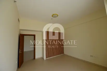 Investor Deal Spacious Layout Prime Location