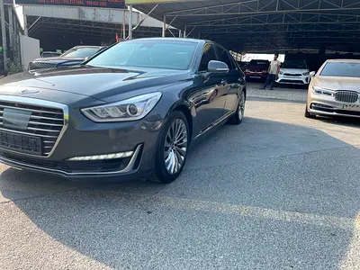 2017 Genesis G90 — фото 3