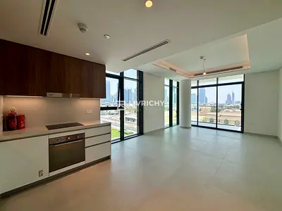 Villas and Jumeirah View | Bright | City Walk