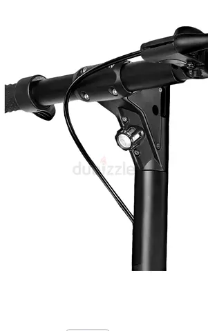 Switch ES-B110 with broken front wheel suspension