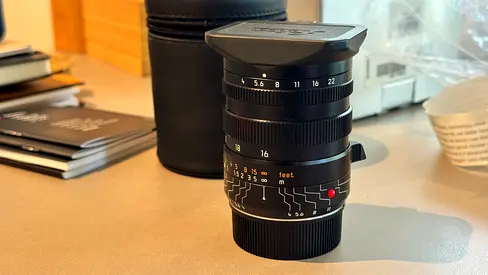 Extremely rare Leica Tri-Elmar M 16-18-24 ASPH lens