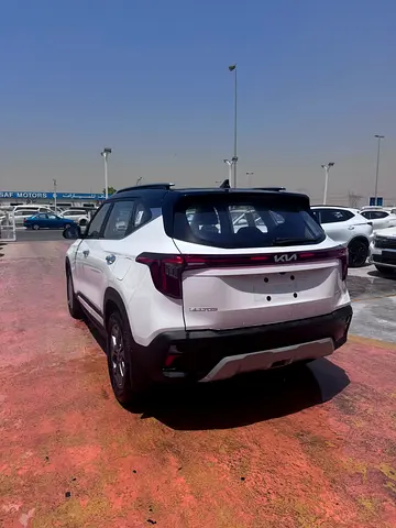2026 KIA SELTOS 照片 4