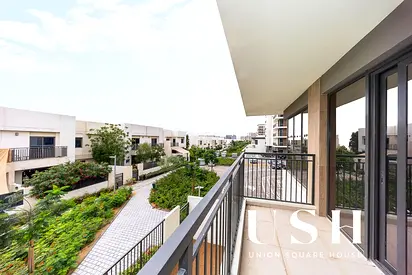 Duplex 3-BR | Fitted Kitchen | Private Garden