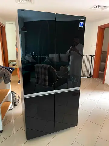 Hitachi 4-Door French Door Refrigerator