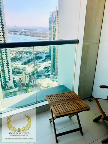 LUXURY 1BR WITH BALCONY AND READY TO MOVE