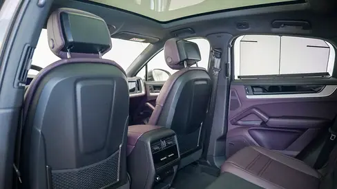 صورة 5 لـ 2025 Porsche CAYENNE