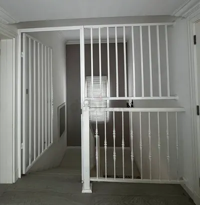 Gate: Size: 235 × 242 cm